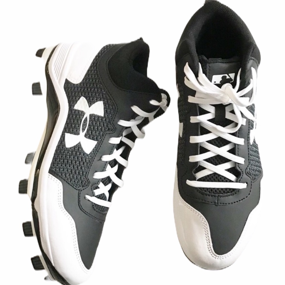 🍃🆕Under Armour | Black/White Baseball Cleats
